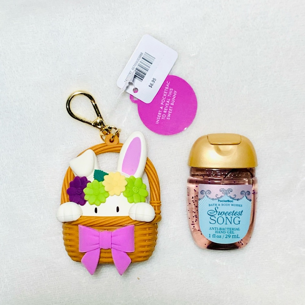 📌SOLD📌Bath & Body Works Easter Bunny Pocketbac Holder & Hand Sanitizer